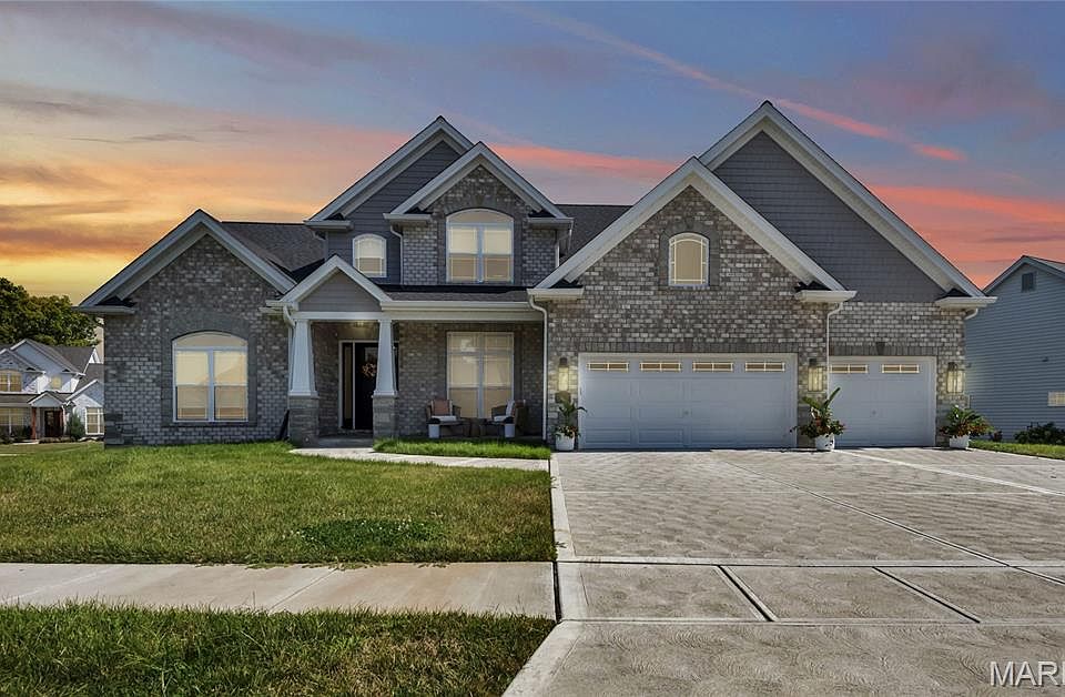 1st image of 1016 Bellevaux Pl