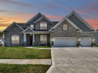 1016 Bellevaux Pl, Saint Charles, MO 63301