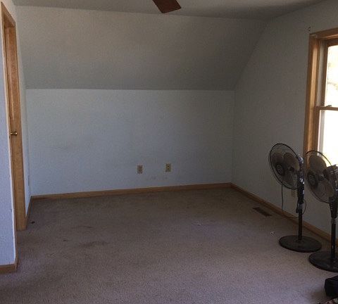 Upstairs 2nd Bedroom