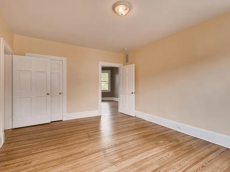 36 E Burke Ave #1 — Photo 15