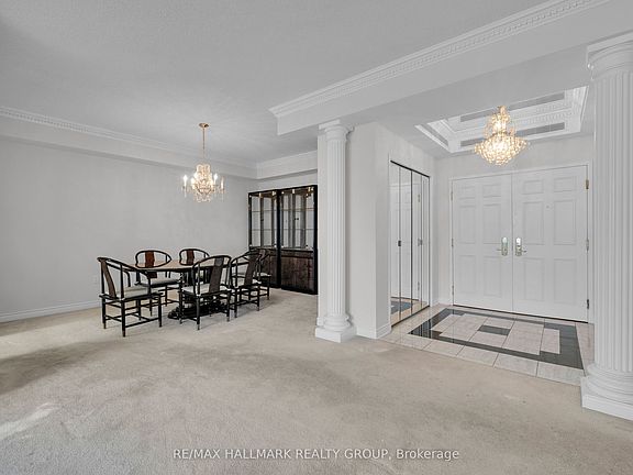 3rd image of 1480 Riverside Dr #2204