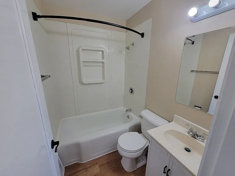 10640 Saint Stephen Ln — Photo 9