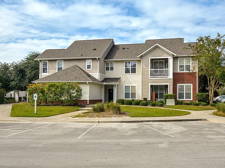 Cardinal Pointe at The Highlands — Photo 18