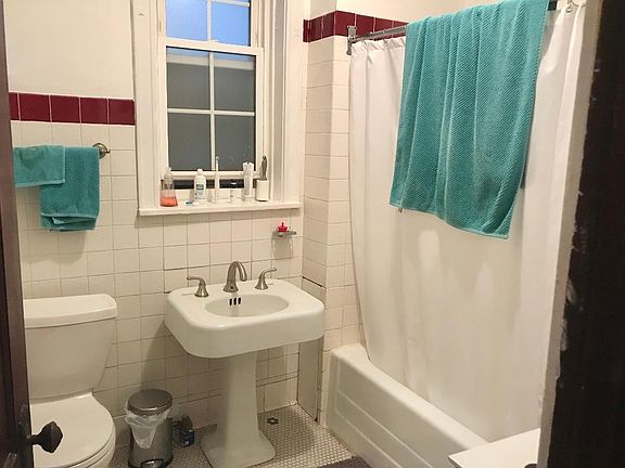 5th image of 4341 N Damen Ave APT 1W