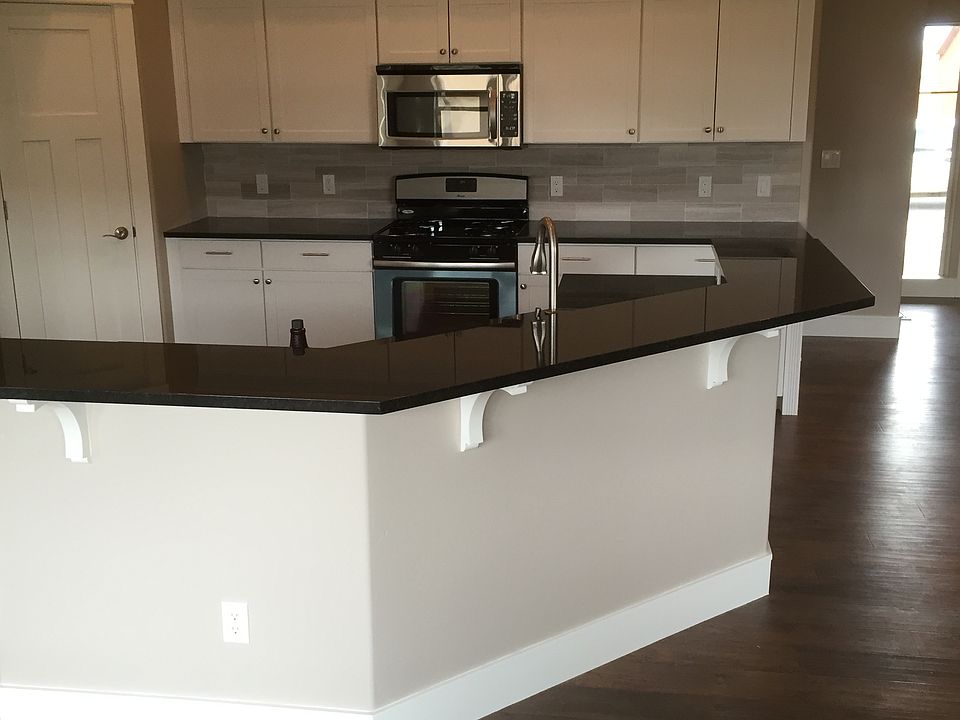 2nd image of 2655 Virginia Ln