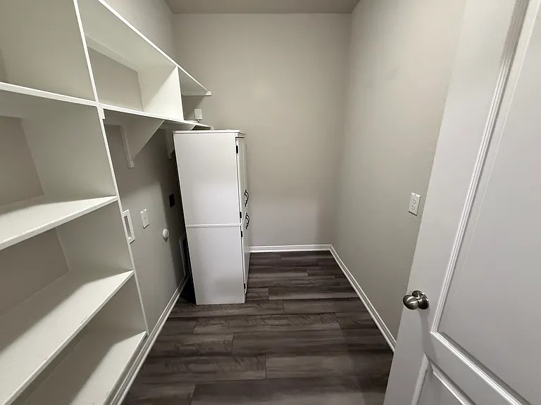 5060 Dickinson Loop — Photo 6