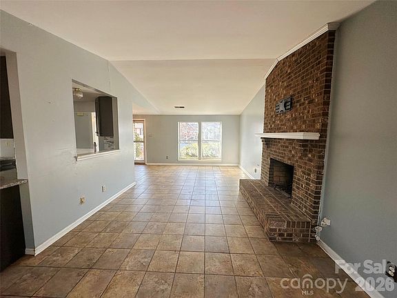5th image of 6011 Sunset Chase Ln