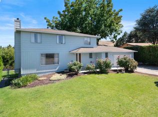 3807 S Buntin Loop, Kennewick, WA 99337