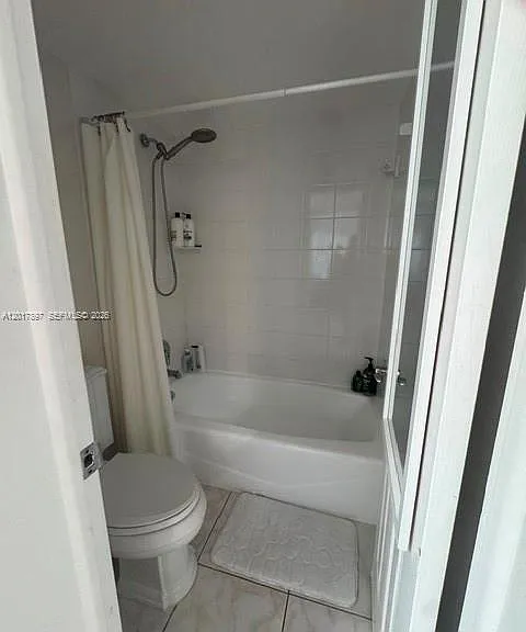 615 NE 12th Ave #109 — Photo 11