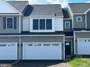 120 Magnolia Dr, Middletown, PA