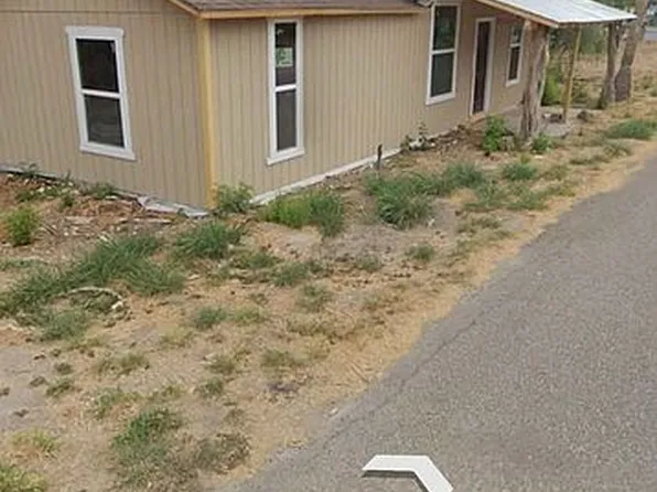 315 Salineno Rd, Salineno, TX 78585