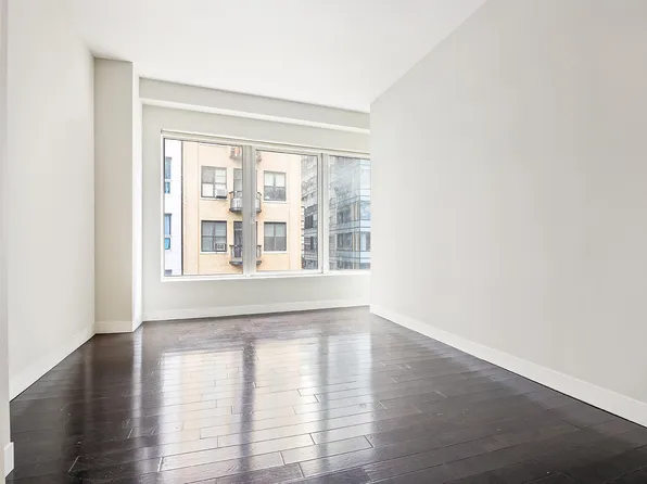 111 Fulton Street 822 image 3 of 13