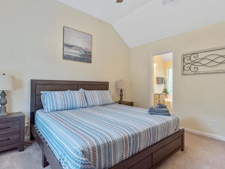 110 Mint Hill Dr — Photo 6