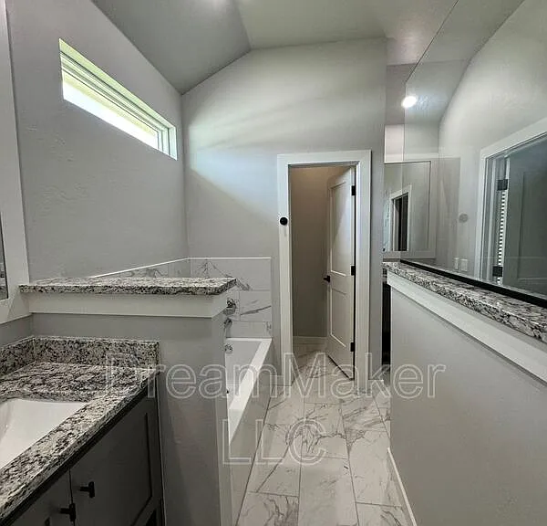 5229 Lily Ln — Photo 9