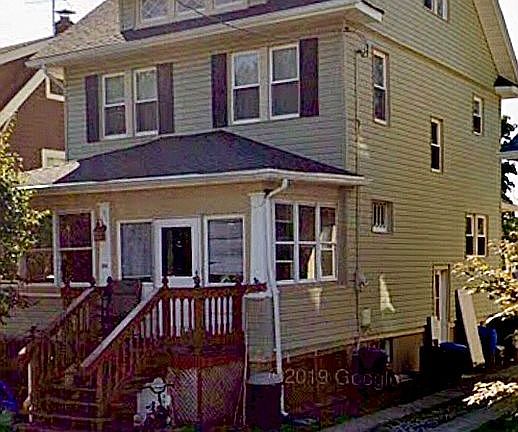 2nd image of 184 Pelton Ave