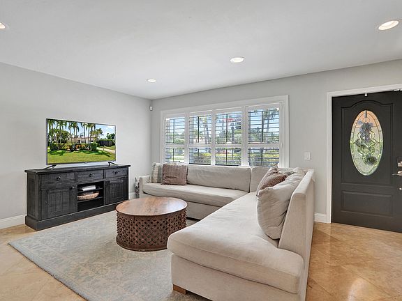 5th image of 1361 NE 46th Street