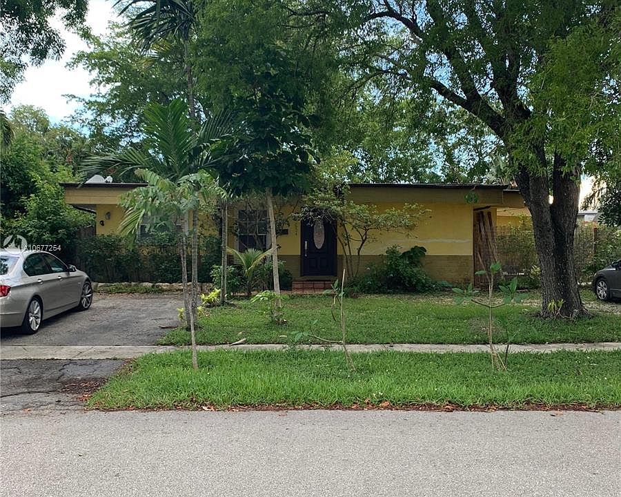 1st image of 7904 NW 66th Ter