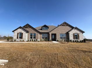 1005 Webb Ct, Van Alstyne, TX 75495