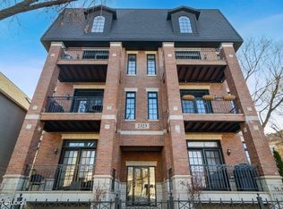 2323 W Roscoe St APT 2E, Chicago, IL 60618