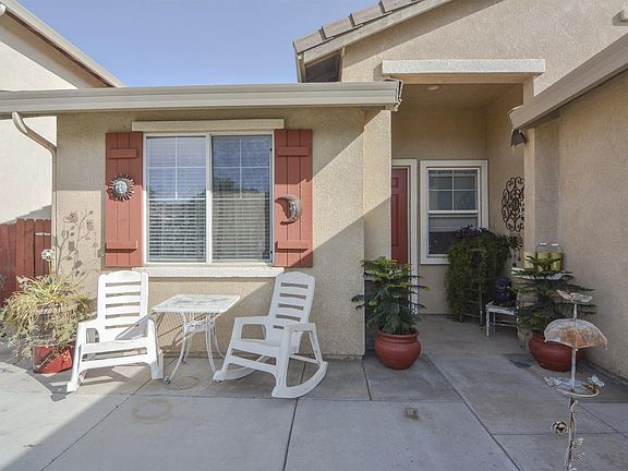 2nd image of 361 Olivine Ave