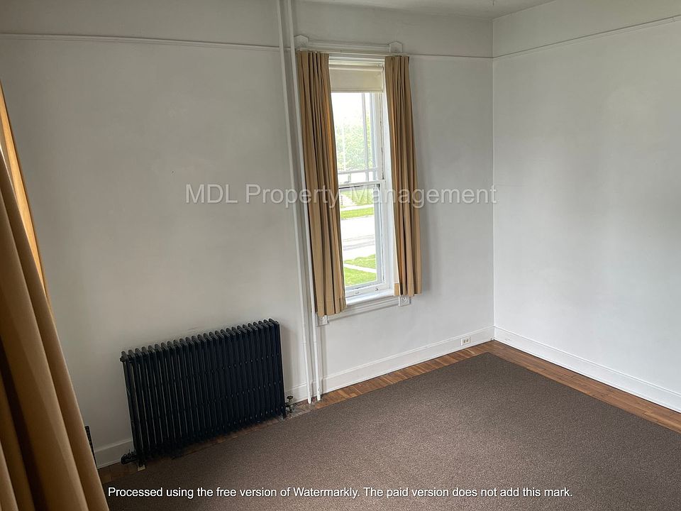 702 Center Apartment Rentals Bay City, MI Zillow