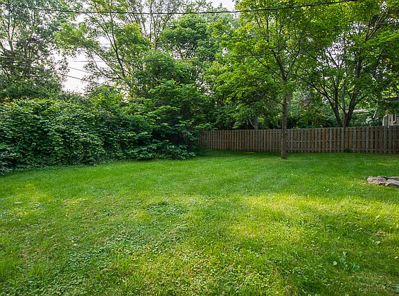 4th image of 1223 Morningside Dr