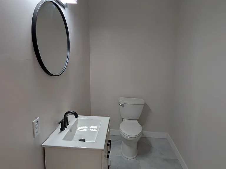 4725 McMillan Ave — Photo 5