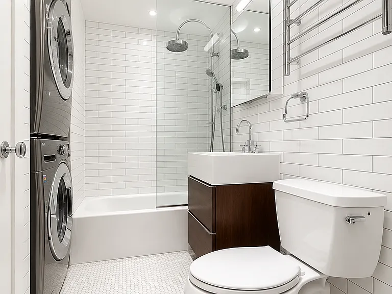 54 Spring St #6R — Photo 6