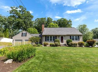 401 Woodcrest Ct, Manchester, NH 03109