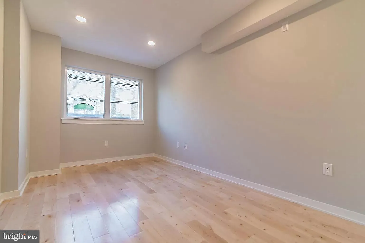 3 bed, 3.0 bath, 1613 sqft, $2,195 — Photo 4
