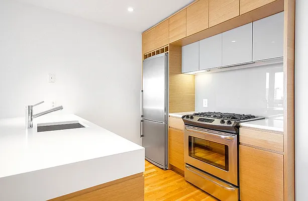 Rented by Mirador Real Estate | media 41