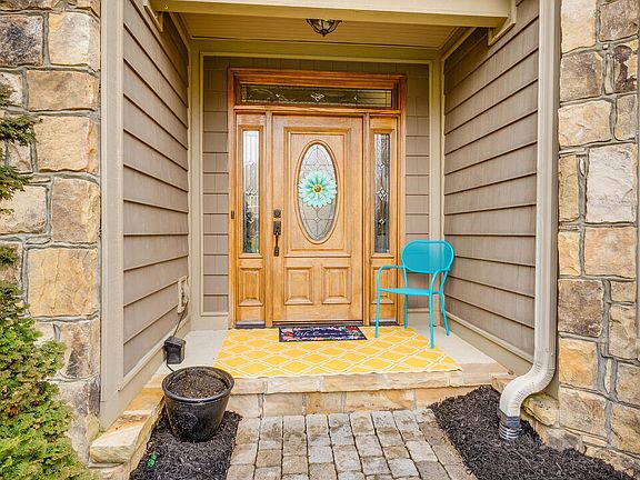 4th image of 2450 Crescent Lake Pl