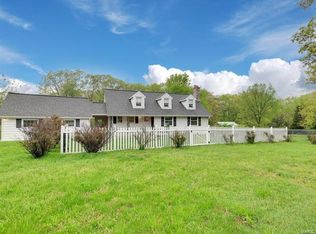 7435 Ridgefield Dr, Barnhart, MO 63012