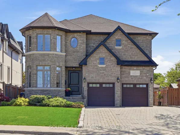 39 Amesbury Dr, Toronto, ON M6M 4H5