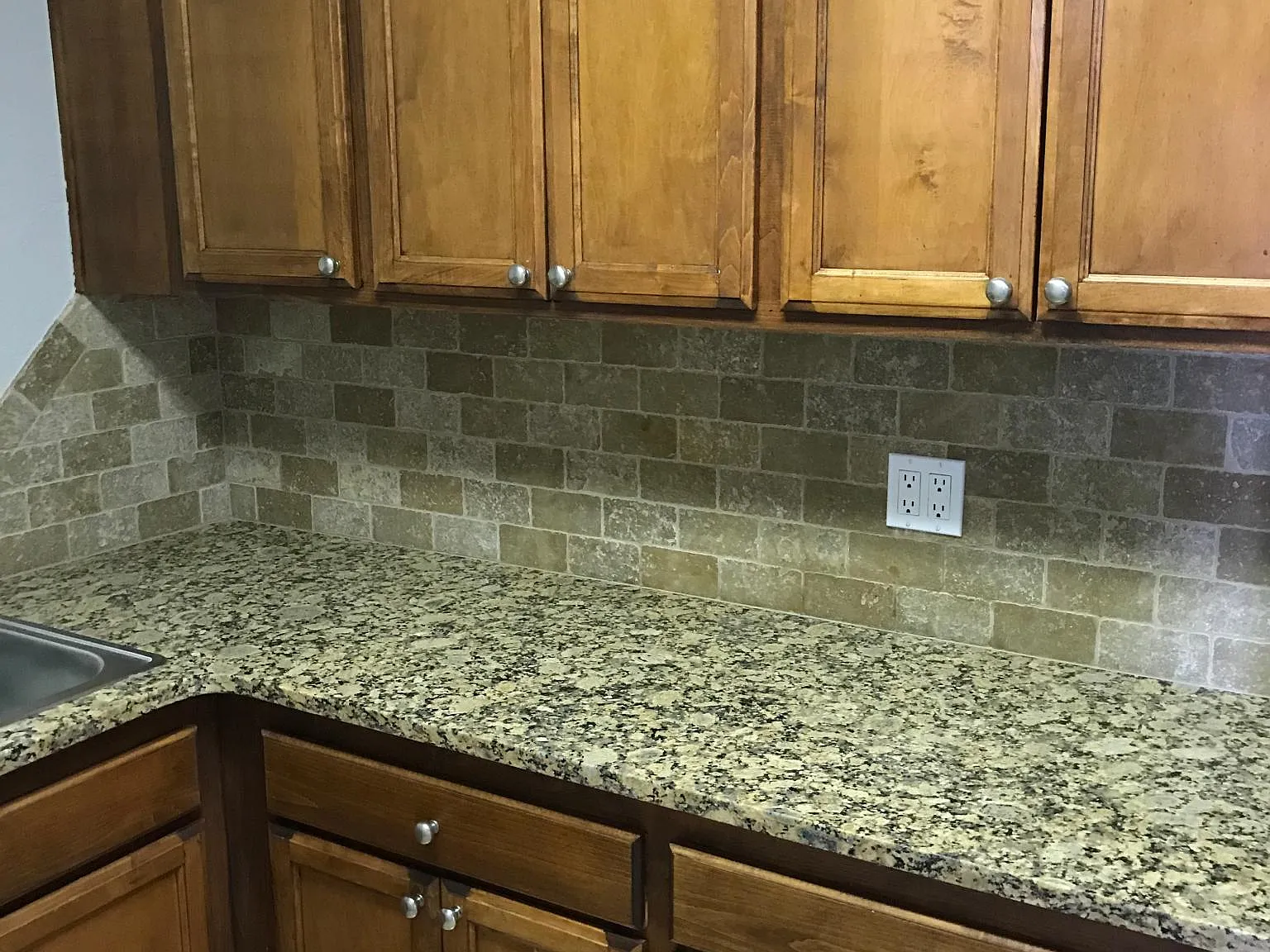 5900 W Hefner Rd — Photo 3