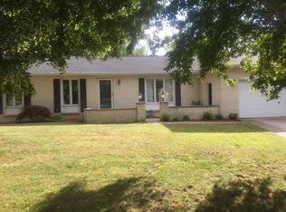 2400 Rudgate Dr NW, Grand Rapids, MI 49544