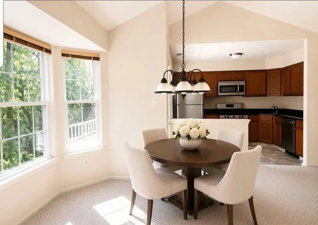 2 bed, 1238 sqft, $2,600 — Photo 4