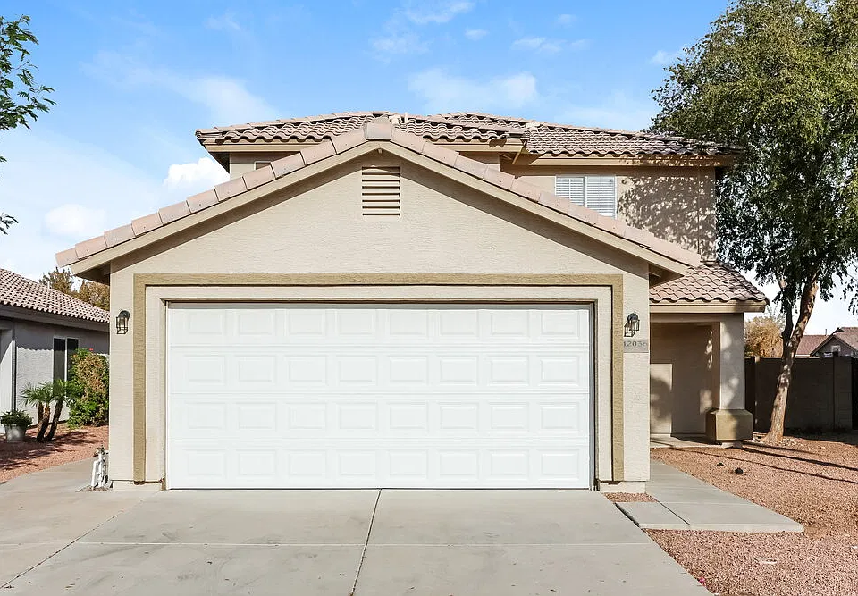 12036 W Dahlia Dr