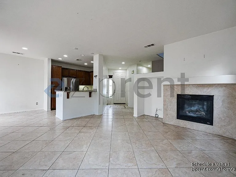 3502 Fuentes Ct — Photo 4