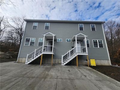 22 Prospect St, West Warwick, RI, 02893
