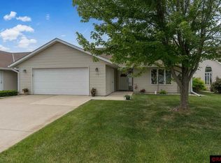 113 Blue Bird Path, Mankato, MN 56001