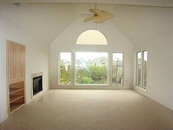 3rd image of 319 Rehoboth Ave