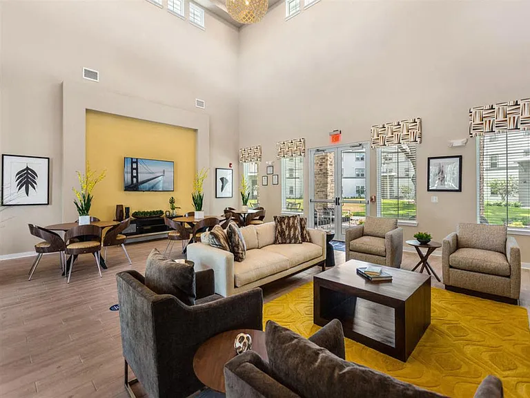 Osprey Pointe — Photo 43