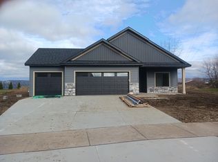 1107 Majestic St, Wabasha, MN 55981