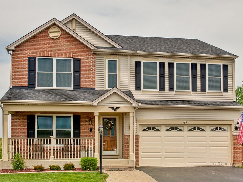 1st image of 812 Black Cherry Ln
