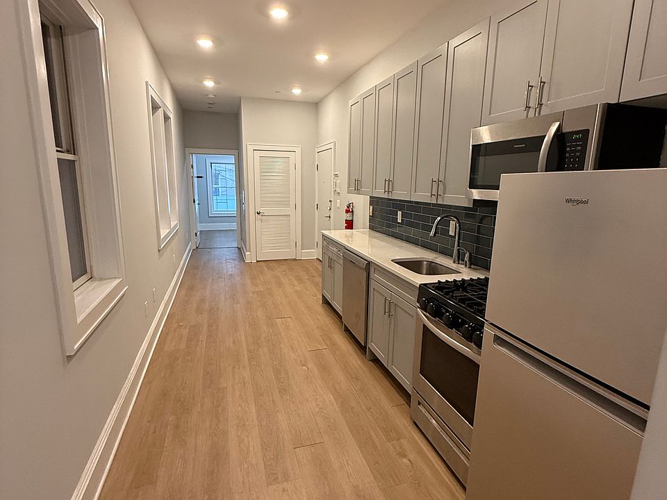 1st image of 244 2nd St Floor 1