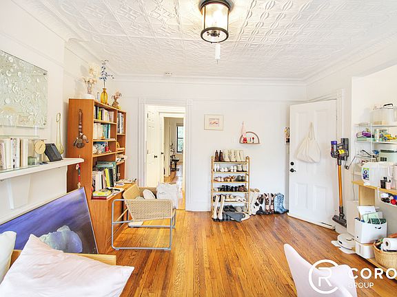 5th image of 70 Halsey St #4