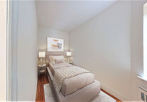 2nd image of 118 E 92nd St APT 1A