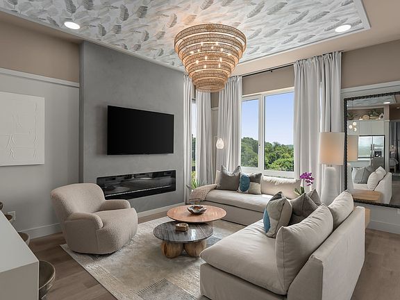 4th image of 128 Ventura Way
