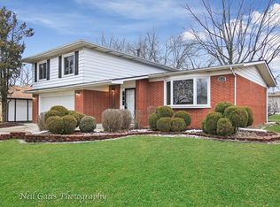 22547 Mission Dr, Richton Park, IL 60471